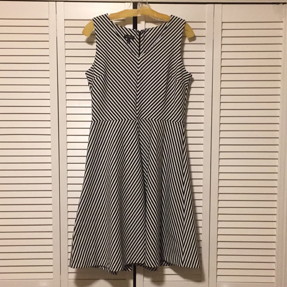 ❗️LAST CHANCE 9/11❗️ Adorable striped A-line dress